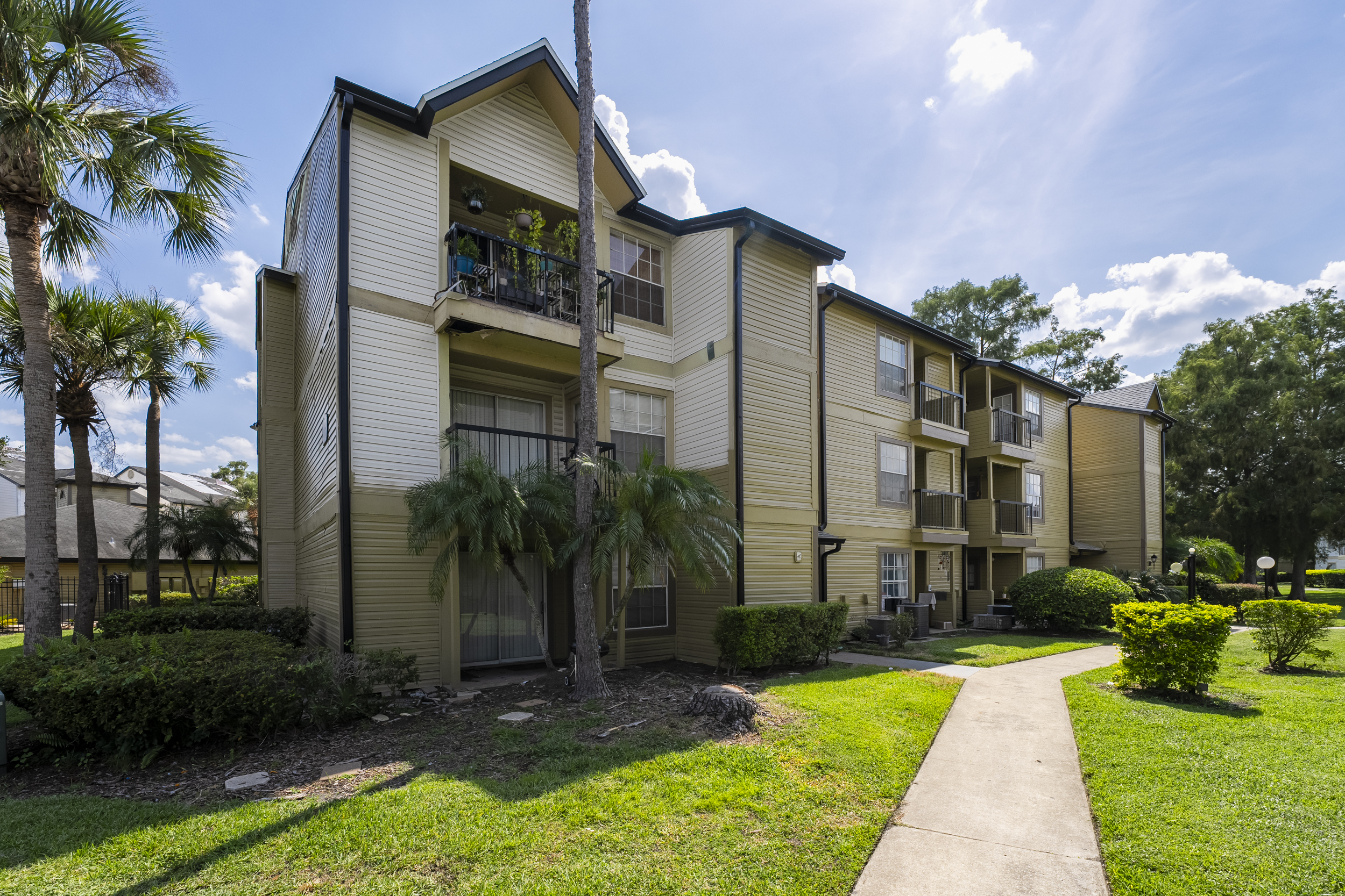 1908 Lake Atriums Circle - 1